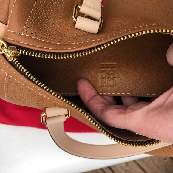 Carolina Herrera Handbag - Picture 9 of 10